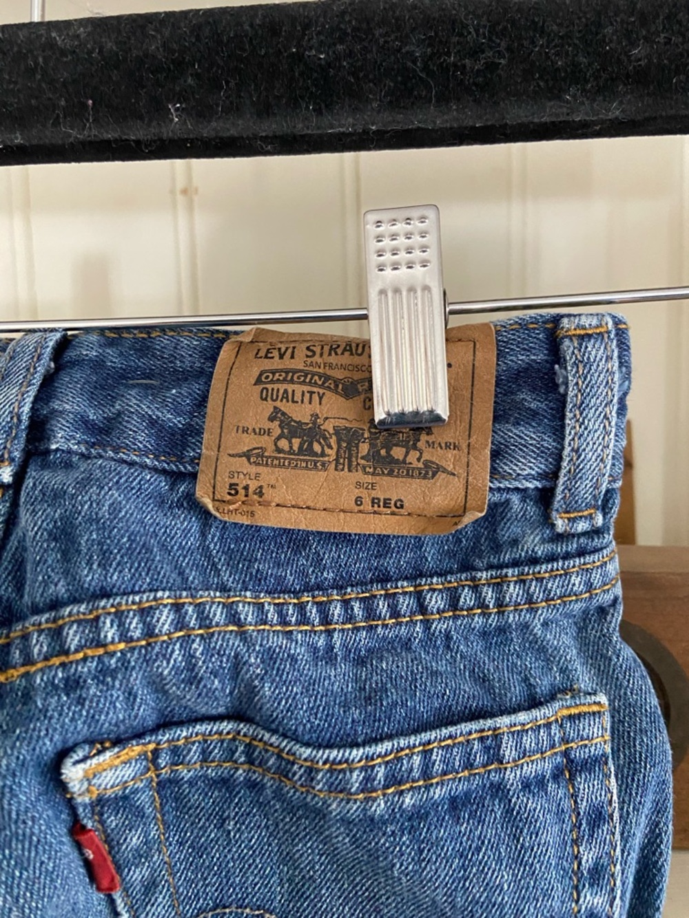 Levi’s - Picture 3 of 4